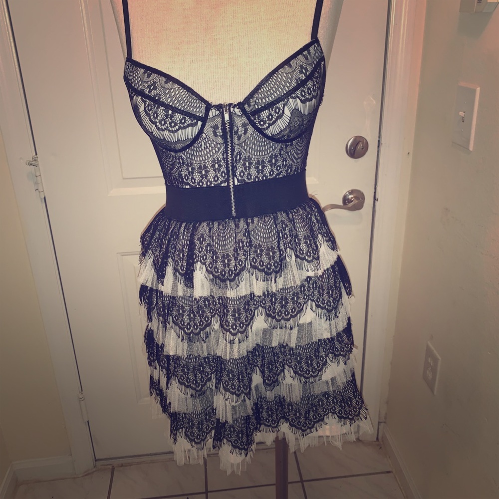 Black and white tunic top/ mini dress